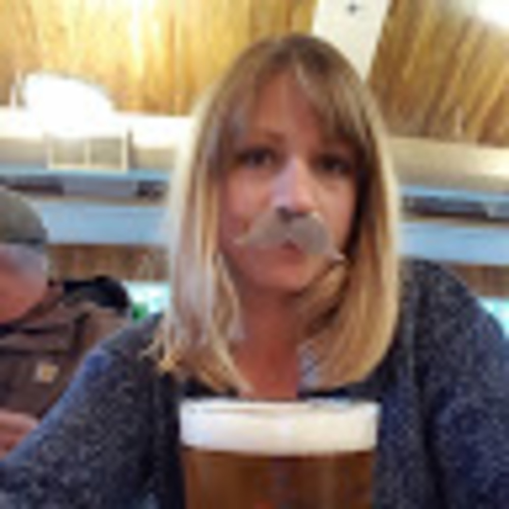 Meet your Posher, Stephanie